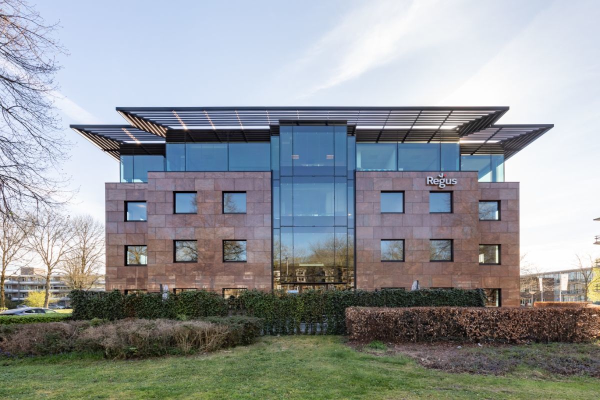 Werk vanaf een professionele werkplek bij u in de buurt