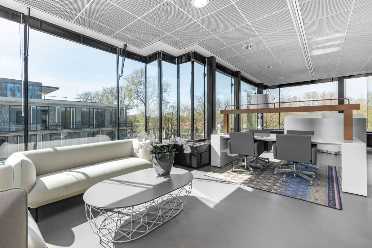 Werk vanaf een professionele werkplek bij u in de buurt