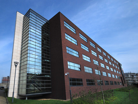 Work your way in een privékantoor voor vijf