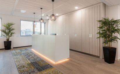 Kant-en-klare kantoorruimte voor een groeiend team van maximaal 10 personen Kant-en-klare kantoorruimte voor een groeiend team van maximaal 10 personen