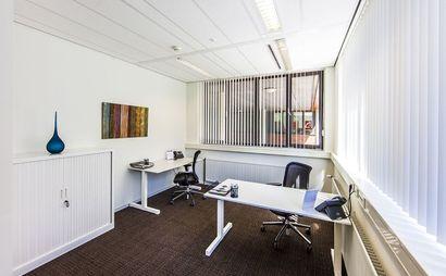 Work your way in een privékantoor voor jou alleen Work your way in een privékantoor voor jou alleen