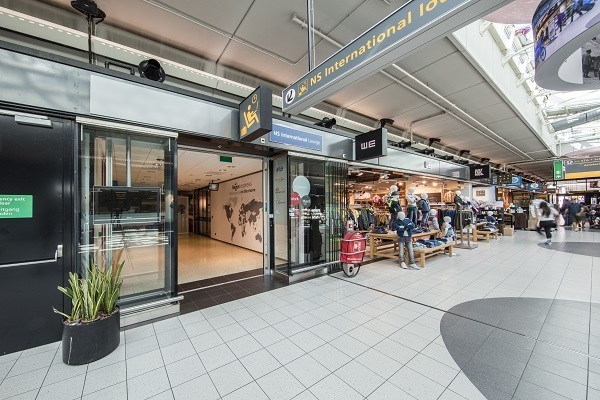 Kant-en-klare kantoorruimte voor een groeiend team van maximaal 10 personen Kant-en-klare kantoorruimte voor een groeiend team van maximaal 10 personen