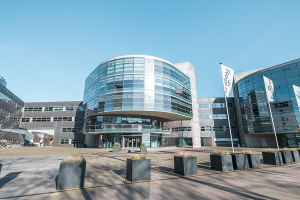 Work your way in een privékantoor voor vijf