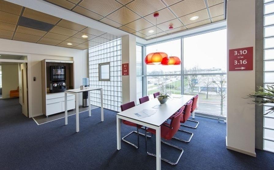 Toegang tot een inspirerende coworkingruimte in de buurt Toegang tot een inspirerende coworkingruimte in de buurt