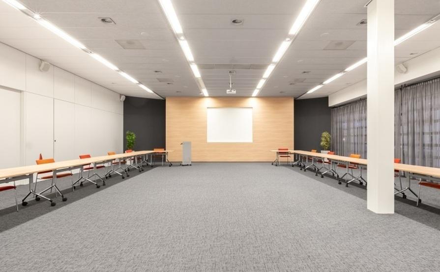 Kant-en-klare kantoorruimte voor een groeiend team van maximaal 10 personen Kant-en-klare kantoorruimte voor een groeiend team van maximaal 10 personen
