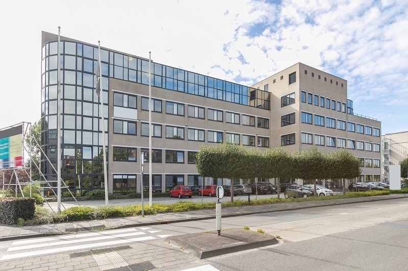 Work your way in een privékantoor voor drie