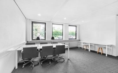 Kant-en-klare kantoorruimte voor een groeiend team van maximaal 10 personen Kant-en-klare kantoorruimte voor een groeiend team van maximaal 10 personen