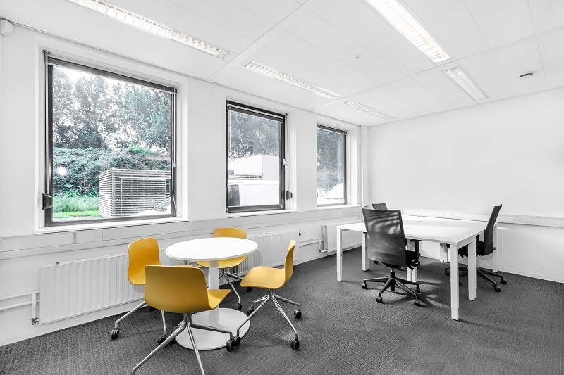 Kant-en-klare kantoorruimte voor een groeiend team van maximaal 10 personen Kant-en-klare kantoorruimte voor een groeiend team van maximaal 10 personen