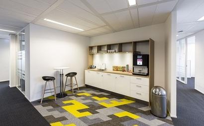 Kant-en-klare kantoorruimte voor een groeiend team van maximaal 10 personen Kant-en-klare kantoorruimte voor een groeiend team van maximaal 10 personen