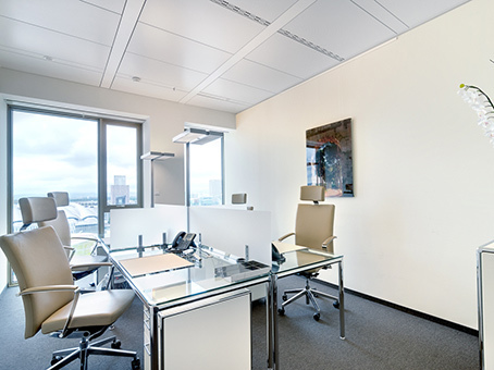 Coworking in Frankfurt Tower 185