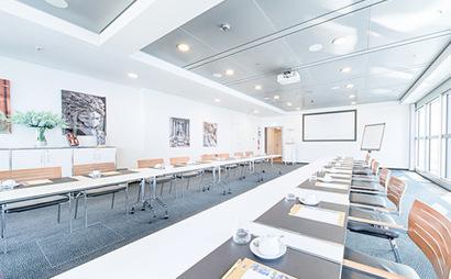 Ihre Business Lounge Platinum - Berlin Hauptbahnhof Europaplatz Ihre Business Lounge Platinum - Berlin Hauptbahnhof Europaplatz