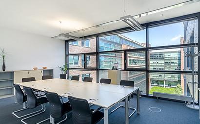 Ihre Business Lounge Platinum - Frankfurt AOC Ihre Business Lounge Platinum - Frankfurt AOC