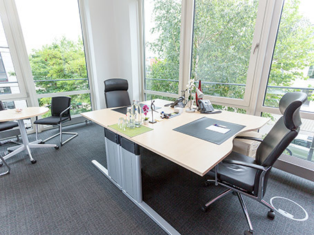 Ihre Business Lounge Platinum - München Parkstadt Schwabing Ihre Business Lounge Platinum - München Parkstadt Schwabing