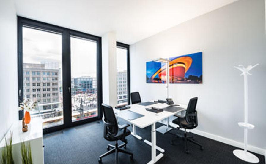 Ihr Privatbüro für 3-4 Personen - Berlin Alexanderplatz Ihr Privatbüro für 3-4 Personen - Berlin Alexanderplatz