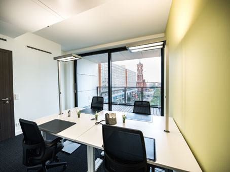 Ihr Privatbüro für 5-6 Personen - Berlin Alexanderplatz Ihr Privatbüro für 5-6 Personen - Berlin Alexanderplatz