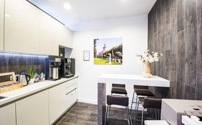 Ihr Privatbüro für 5-6 Personen - Berlin Alexanderplatz Ihr Privatbüro für 5-6 Personen - Berlin Alexanderplatz