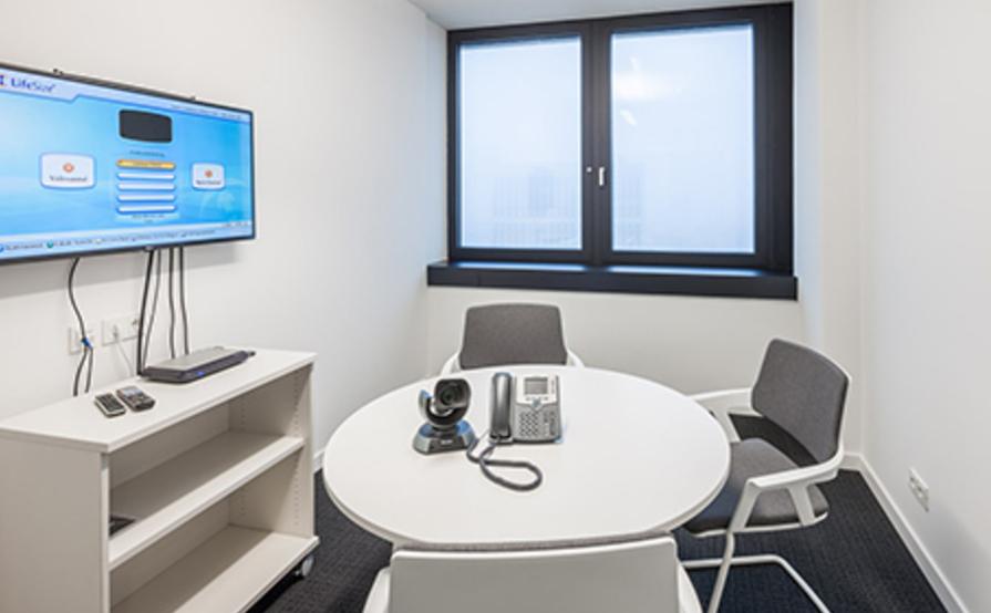 Arbeiten in der Business Lounge - Hamburg Mundsburg Tower Arbeiten in der Business Lounge - Hamburg Mundsburg Tower
