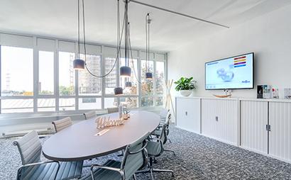 Arbeiten in der Business Lounge - Eschborn Business Park Arbeiten in der Business Lounge - Eschborn Business Park