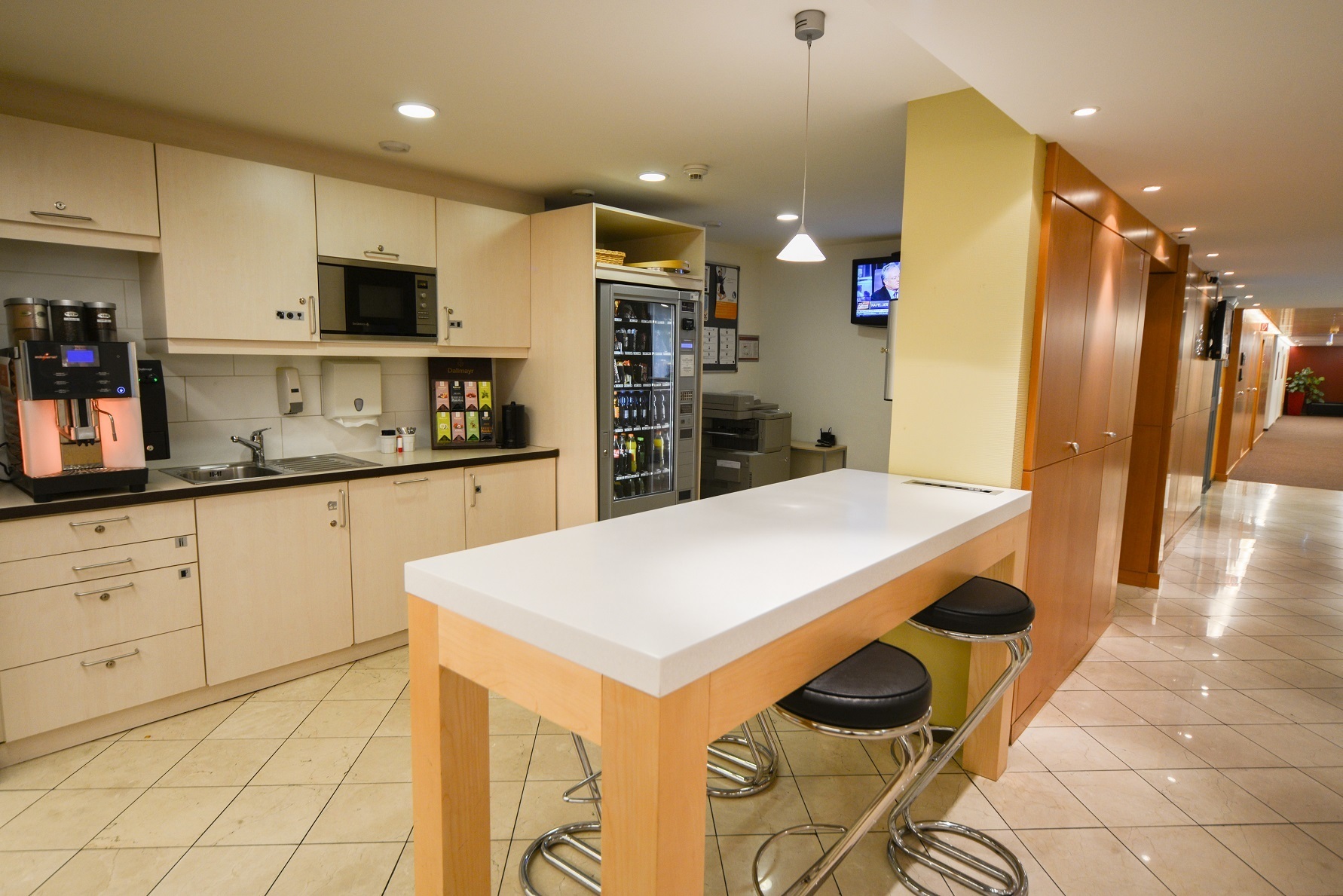 Ihr Grossraumbüro (ab 6 P.) in Hamburg City Nord Ihr Grossraumbüro (ab 6 P.) in Hamburg City Nord