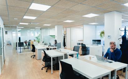 Private Desk in the Coworking Space Private Desk in the Coworking Space