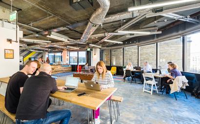 Runway East London Bridge Runway East London Bridge