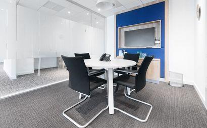 Acceda a un espacio de coworking inspirador cercano. Acceda a un espacio de coworking inspirador cercano.