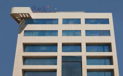 Απολαύστε ένα γραφείο σε κοινόχρηστο χώρο από όπου θα μπορείτε να αντλείτε έμπνευση χωρίς να χρειάζεται να μετακινηθείτε μακριά. Απολαύστε ένα γραφείο σε κοινόχρηστο χώρο από όπου θα μπορείτε να αντλείτε έμπνευση χωρίς να χρειάζεται να μετακινηθείτε μακριά.