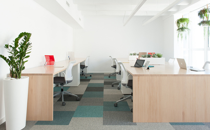 Hub&in Business Global Solutions Hub&in Business Global Solutions