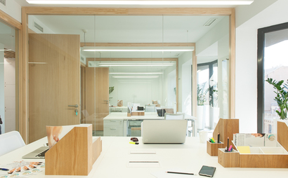 Hub&in Business Global Solutions Hub&in Business Global Solutions