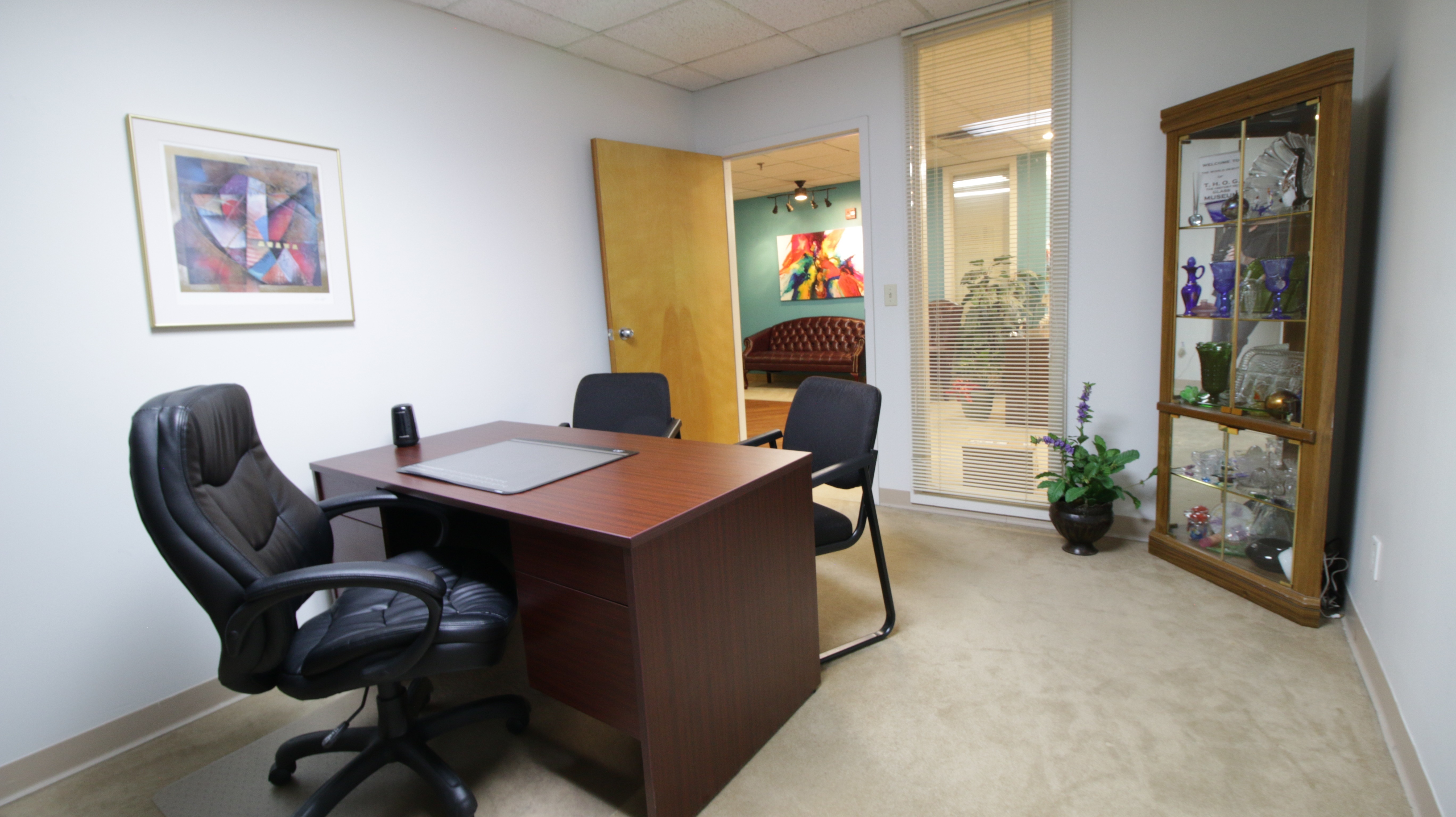 Sobon & Associates, Desk Space or Touch Down Space