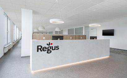 Bezugsfertige Büroräume für ein wachsendes Team von bis zu 15 Personen Bezugsfertige Büroräume für ein wachsendes Team von bis zu 15 Personen