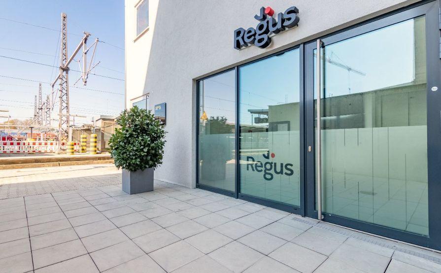 Zugang zu inspirierenden Coworking-Bereichen in Ihrer Nähe Zugang zu inspirierenden Coworking-Bereichen in Ihrer Nähe