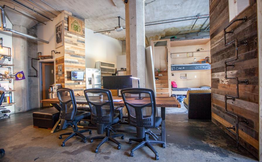 Hollywood/Vine Desks Hollywood/Vine Desks