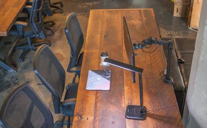 Hollywood/Vine Desks Hollywood/Vine Desks