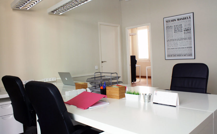 Dedicated desk Dedicated desk