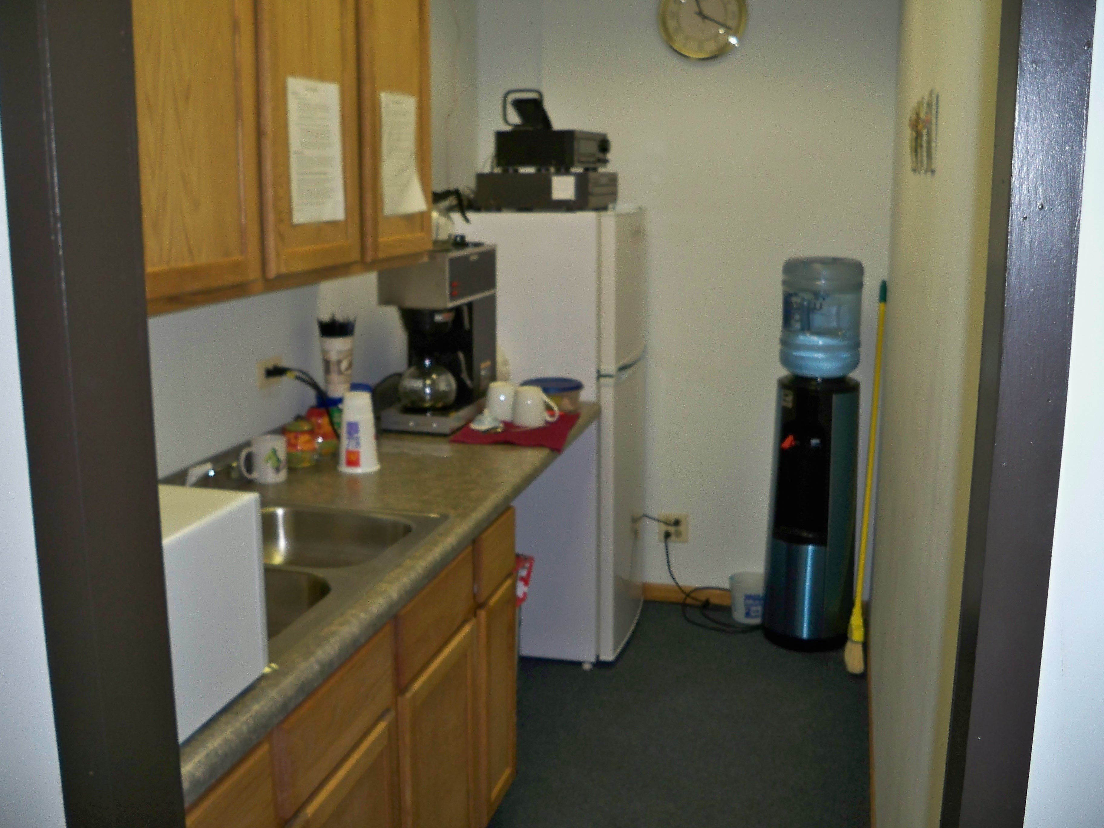 Single Office in SHARE-A-SUITE