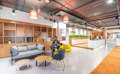 Tailor-made dream offices for 5 persons in Spaces Falls Tower