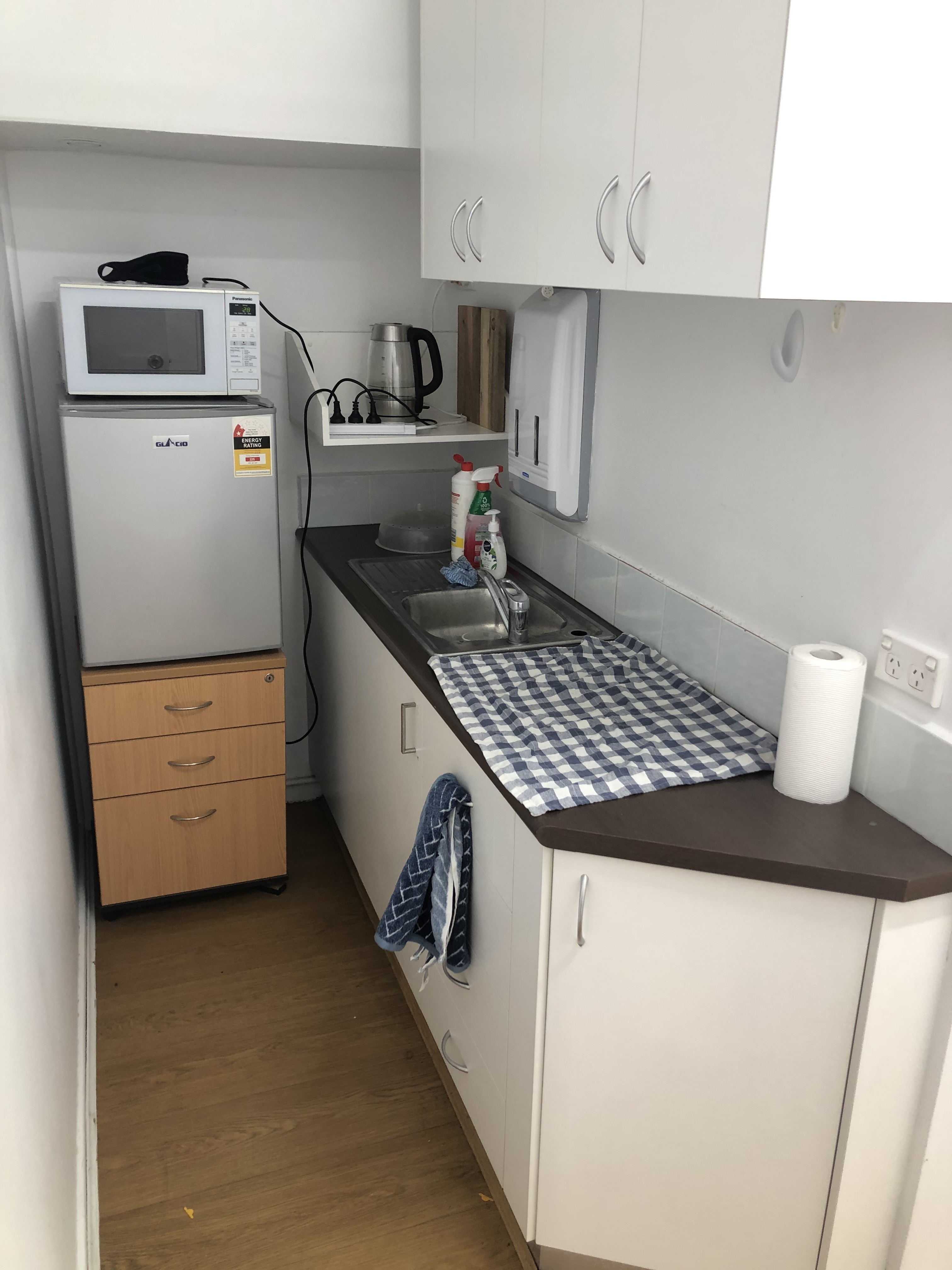 Dedicated desk in shared office