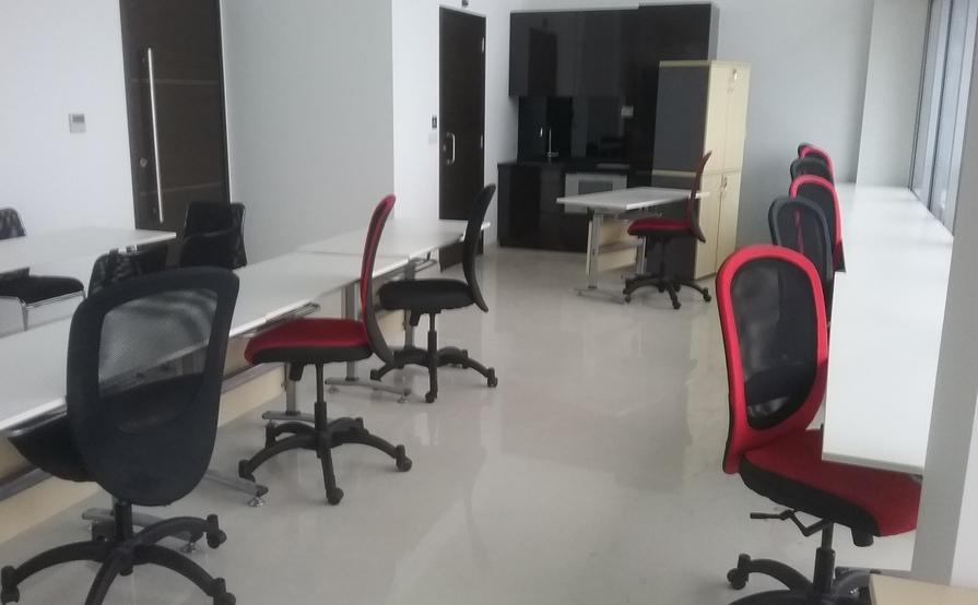 10pax Private Office with Seaview 10pax Private Office with Seaview