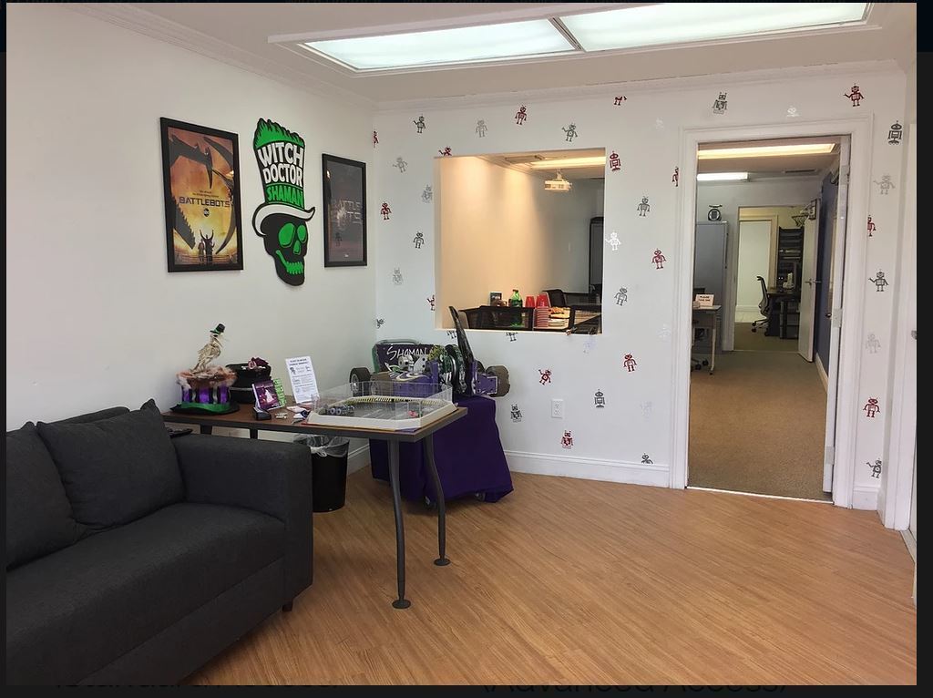 Awesome office-warehouse property