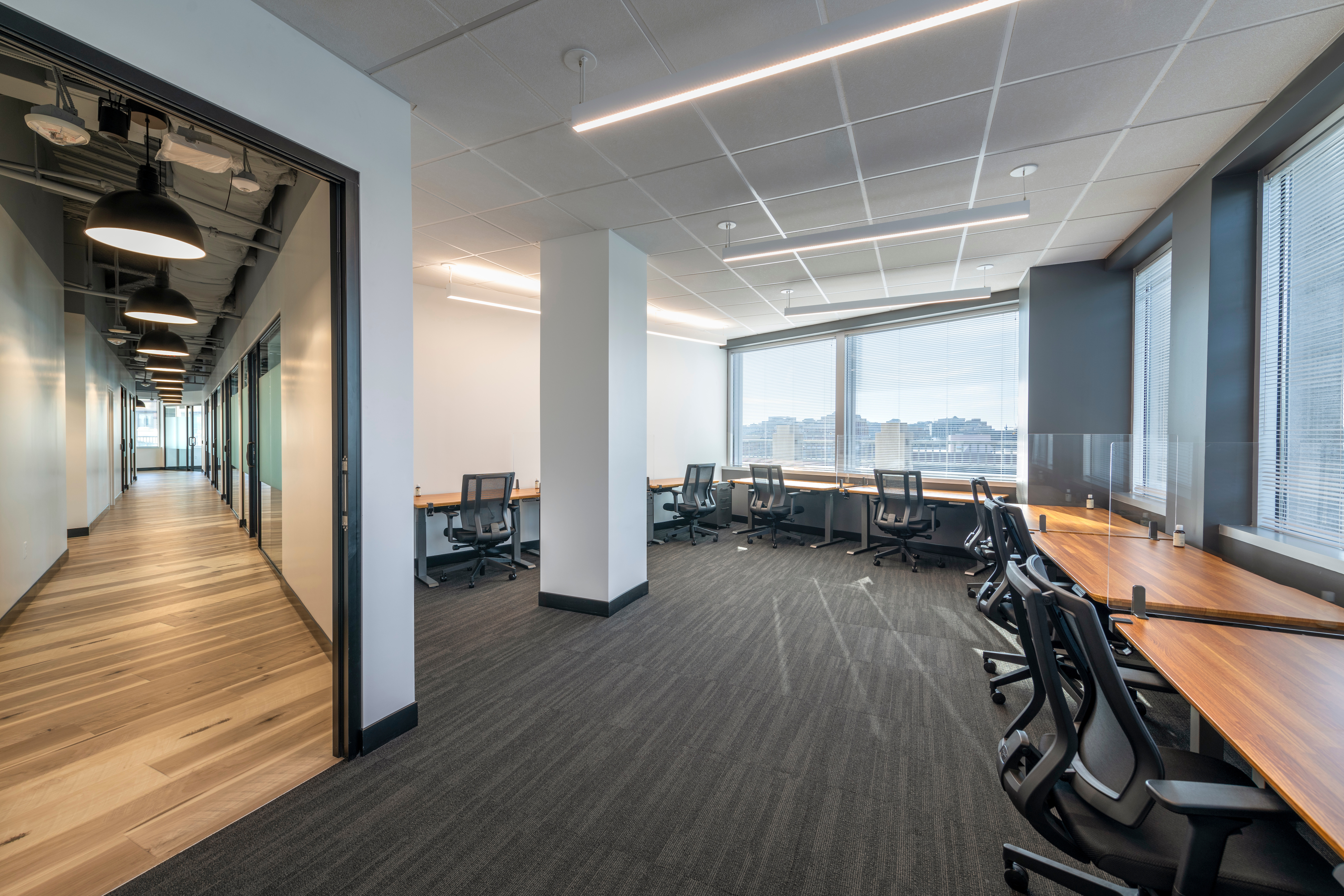 Exterior 10 Person Office