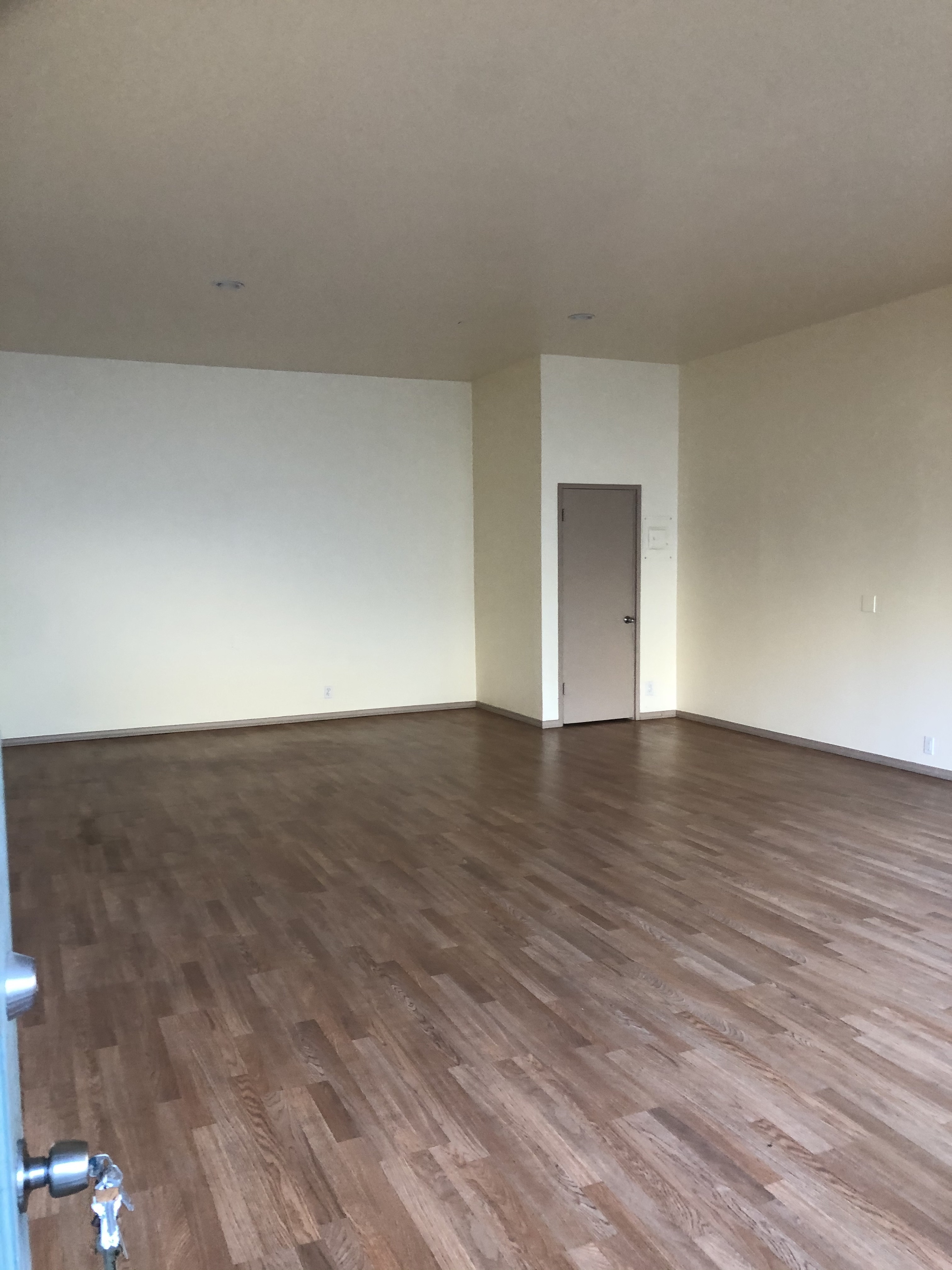 OFFICE FOR RENT - GREAT LOCATION