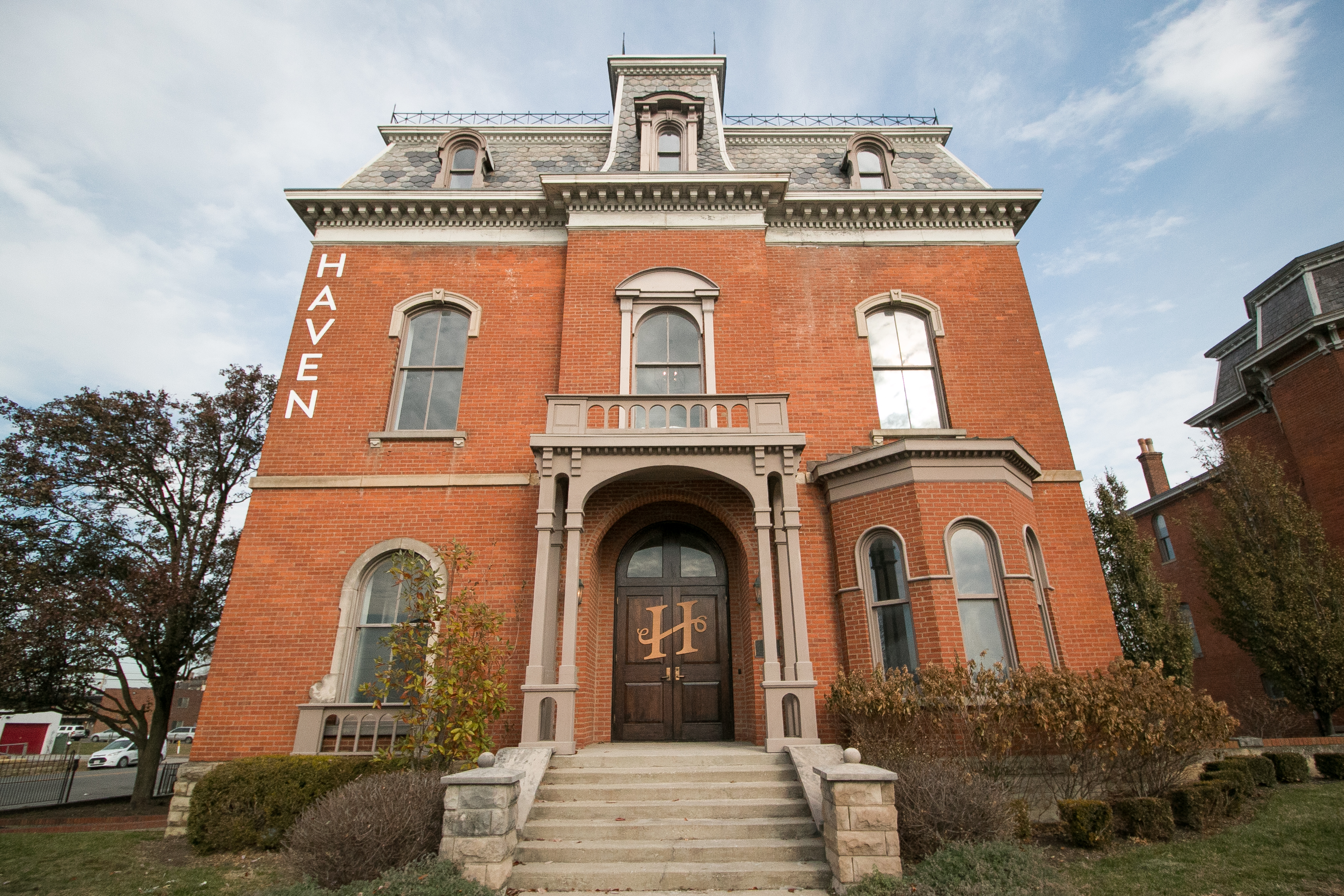 Spacious, sunlit, private office for up to 5