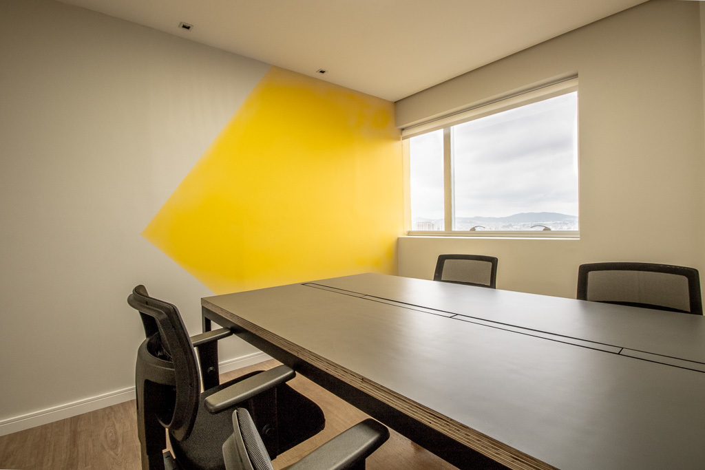 Meeting room 4 seats