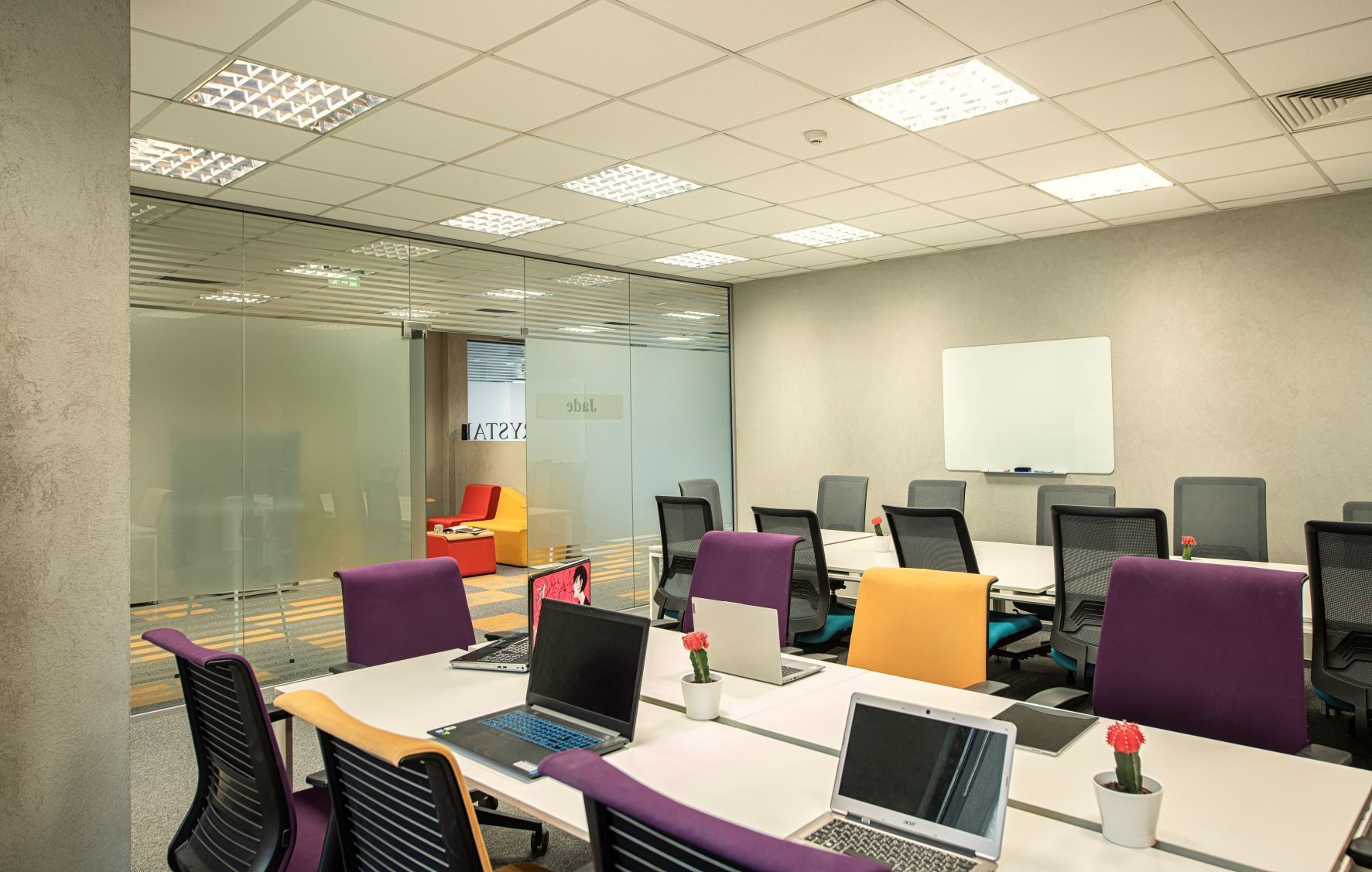 Jade Office for team up to 30 people