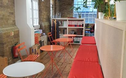 Desk space in friendly office - KLH UK Desk space in friendly office - KLH UK