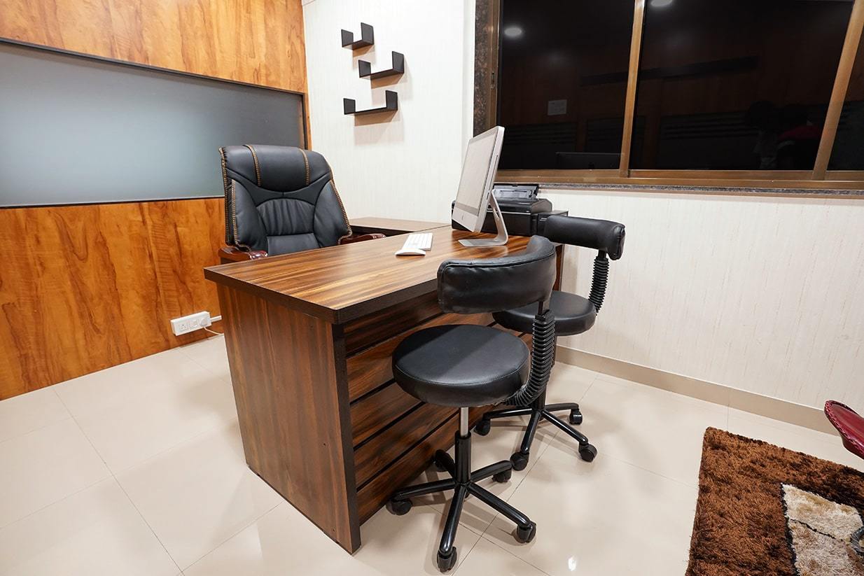 Private Cabin (4-6 seaters)