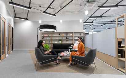 Flexible workspace with dedicated desk in Spaces Napa Valley Flexible workspace with dedicated desk in Spaces Napa Valley