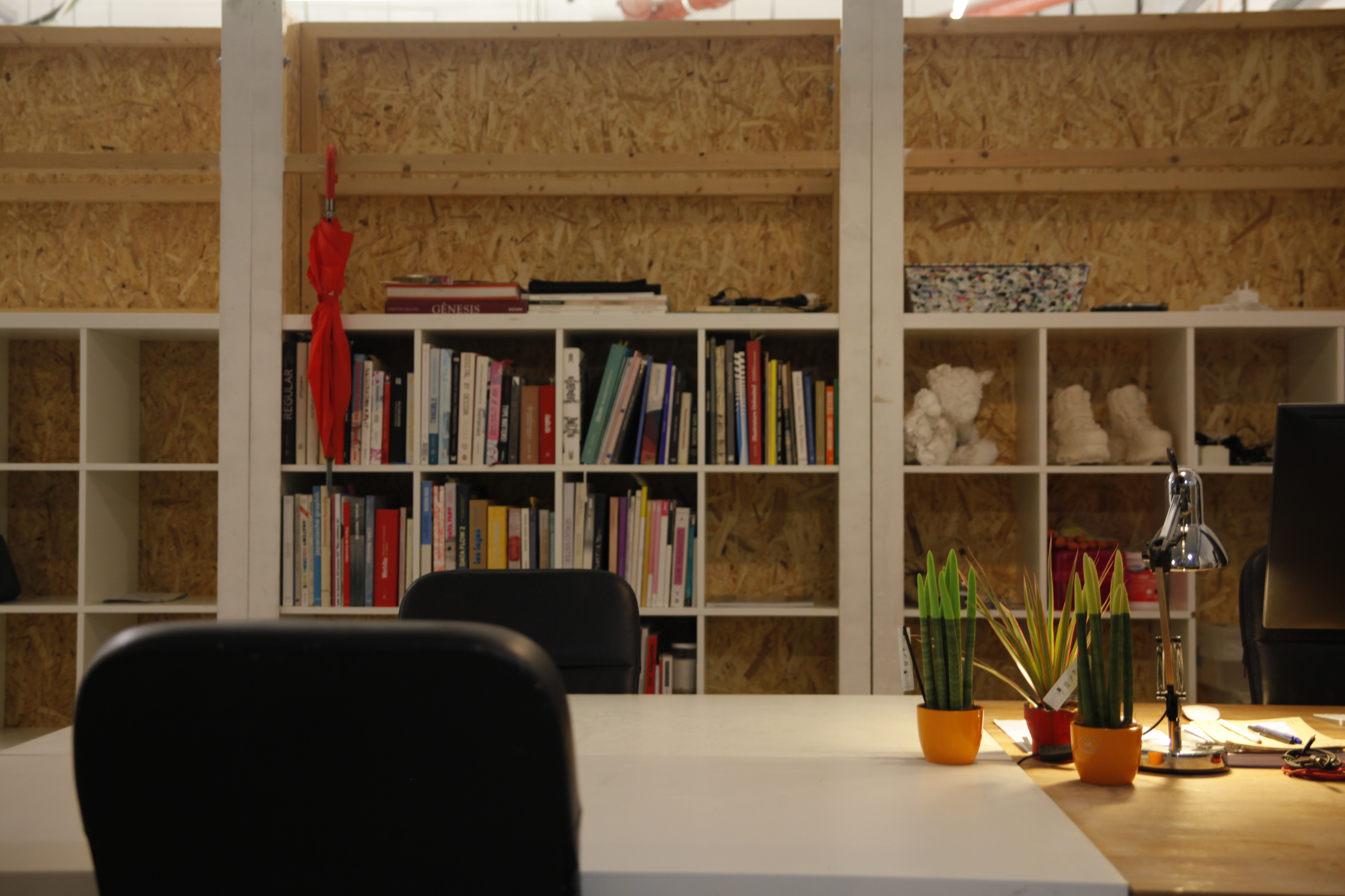 Affordable desk spaces at Kupfer, London