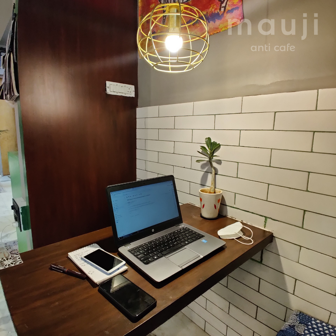 Mauji Time Cafe